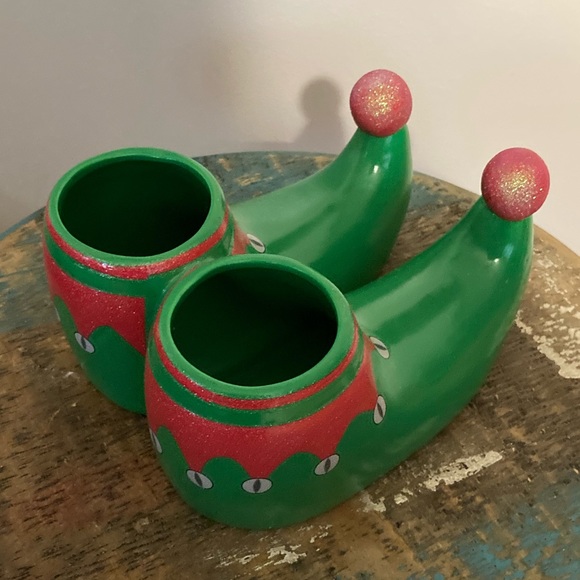 Christmas Decor Elf Shoes - Picture 2 of 6